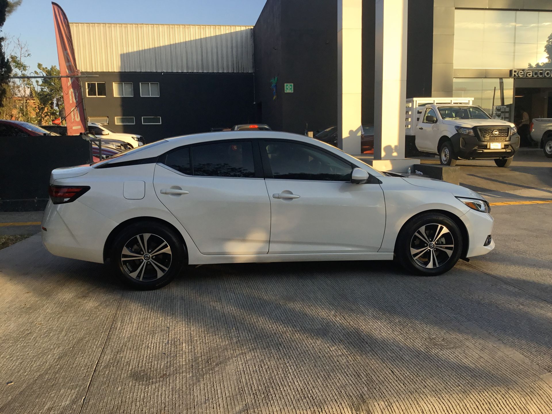 2021 Nissan SENTRA ADVANCE CVT 21