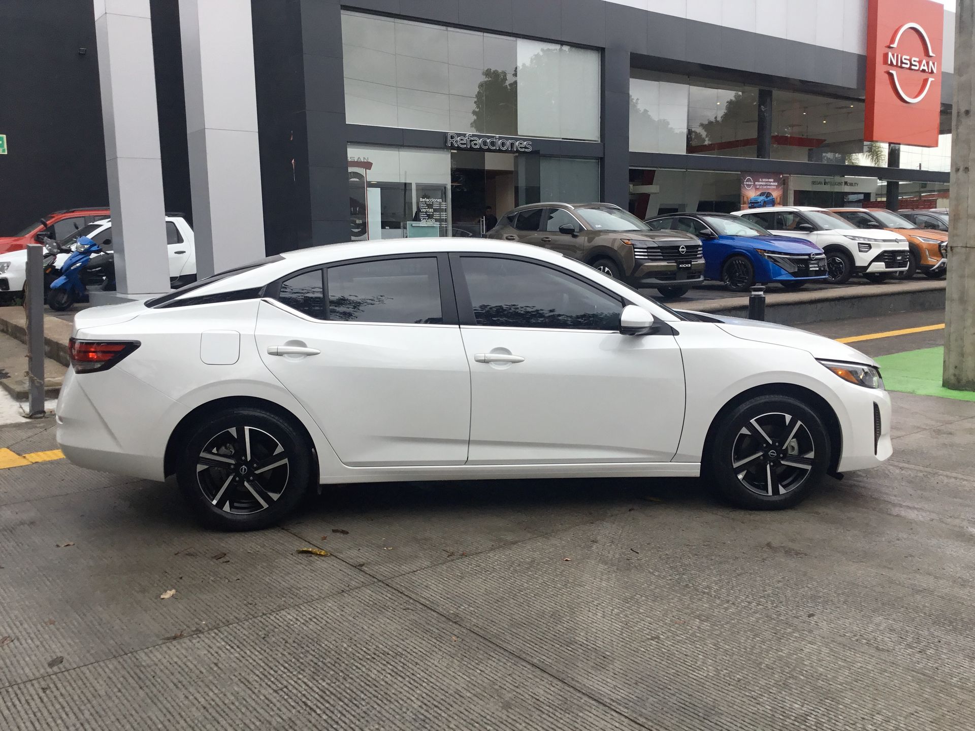 2025 Nissan SENTRA ADVANCE CVT 25