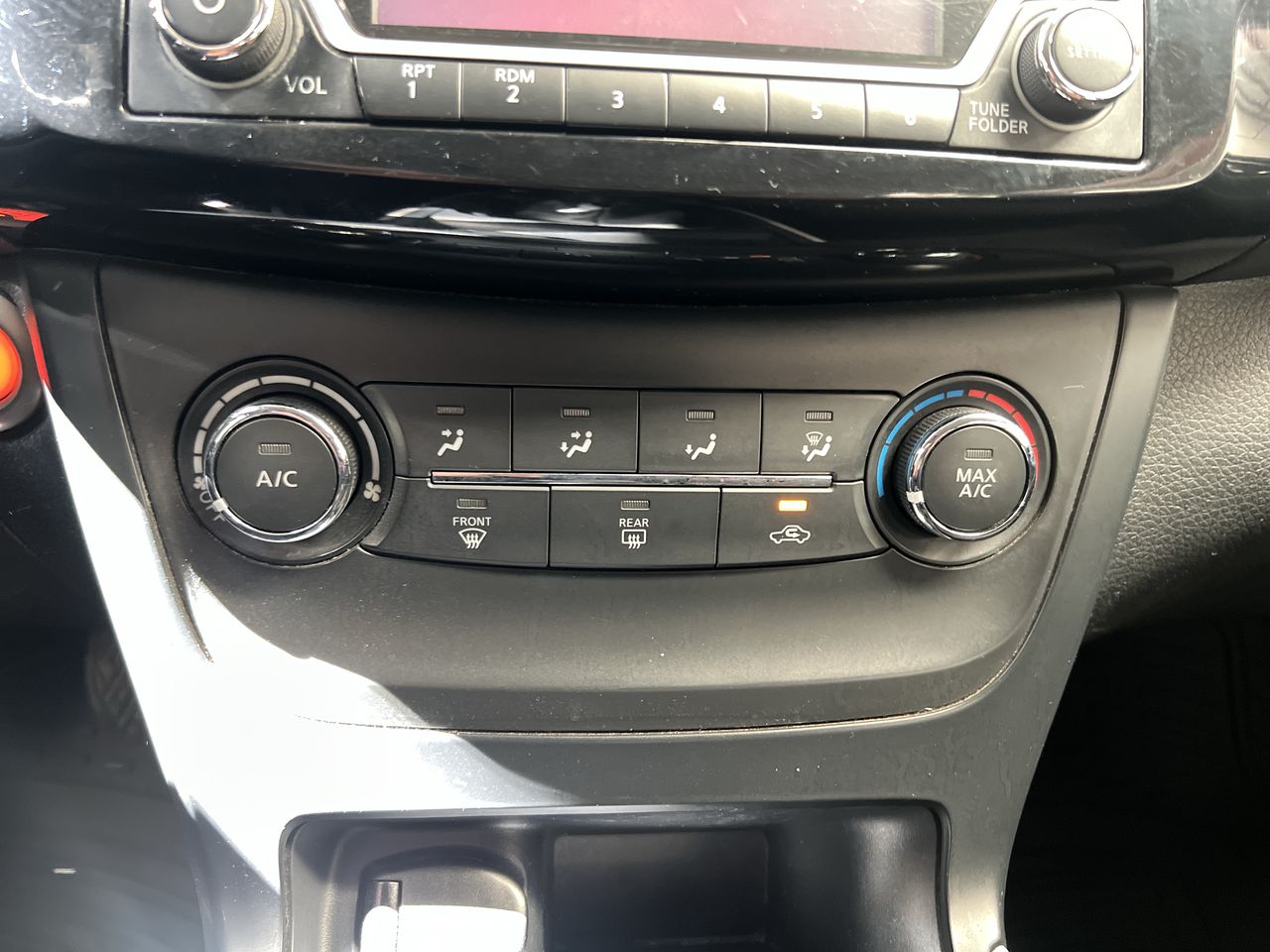 2017 Nissan SENTRA ADVANCE MT