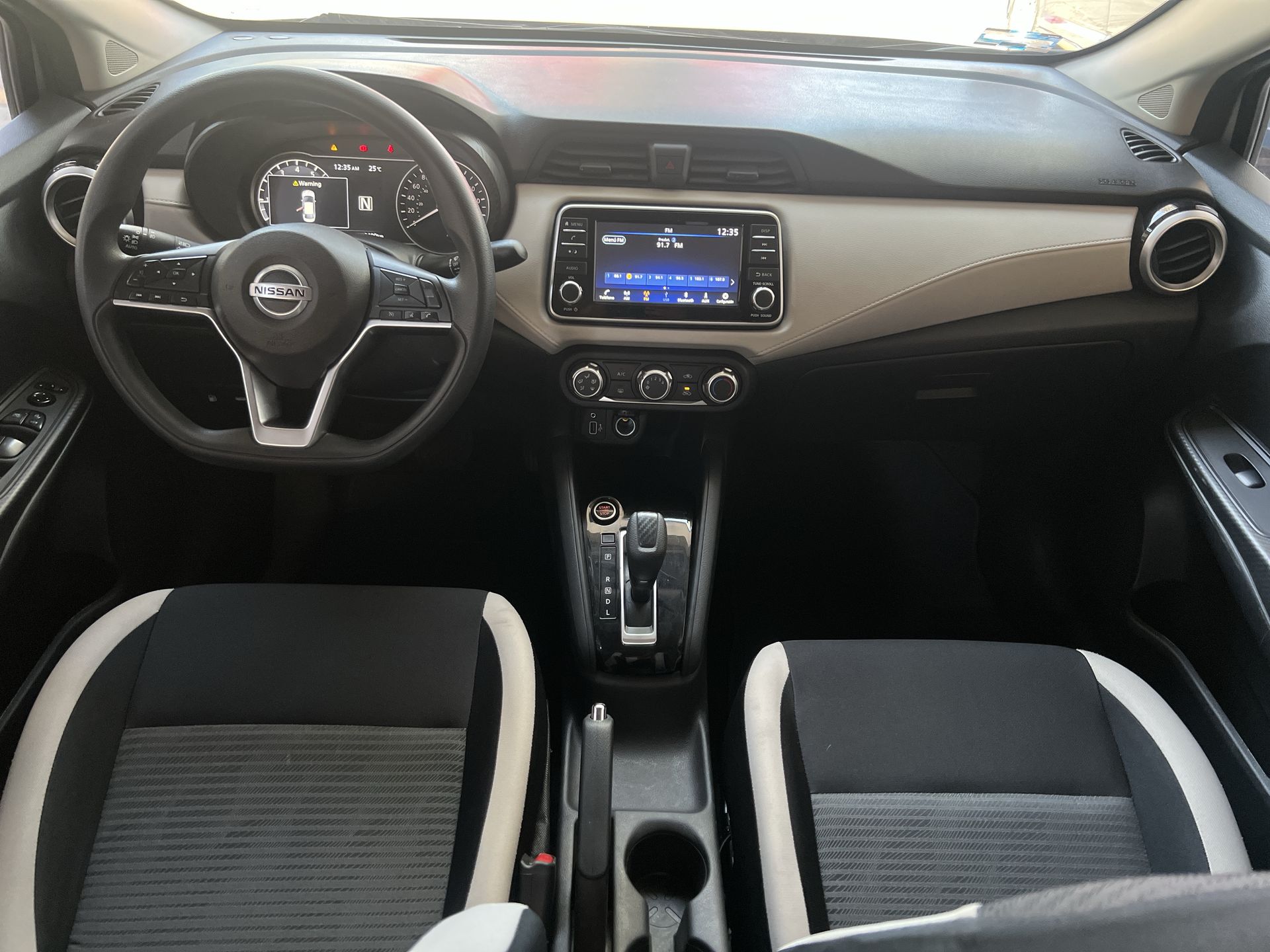2022 Nissan VERSA ADVANCE CVT 22