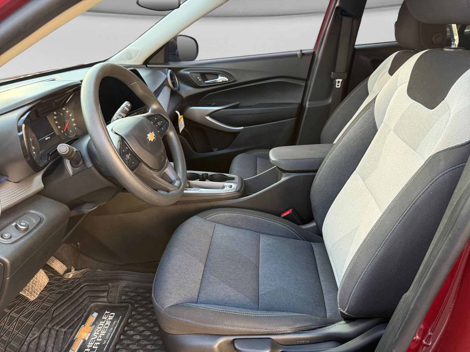 2024 Chevrolet TRAX LS A