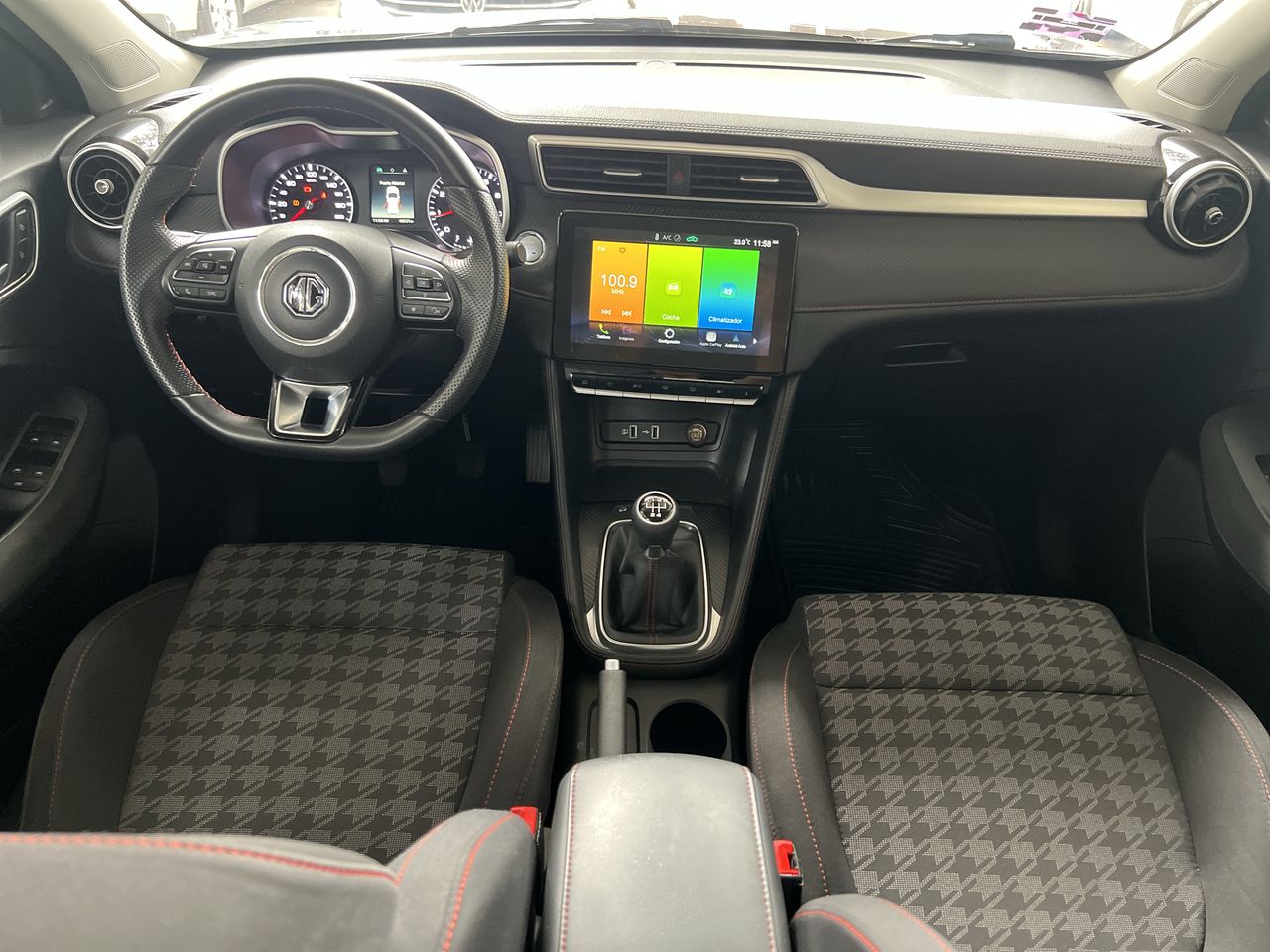 2024 MG ZS 1.5L STD STYLE MT