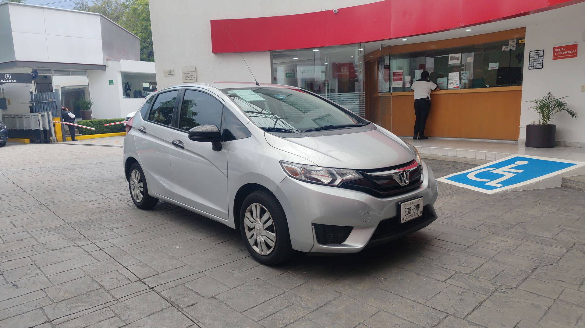 2015 Honda FIT 1.5 COOL MT