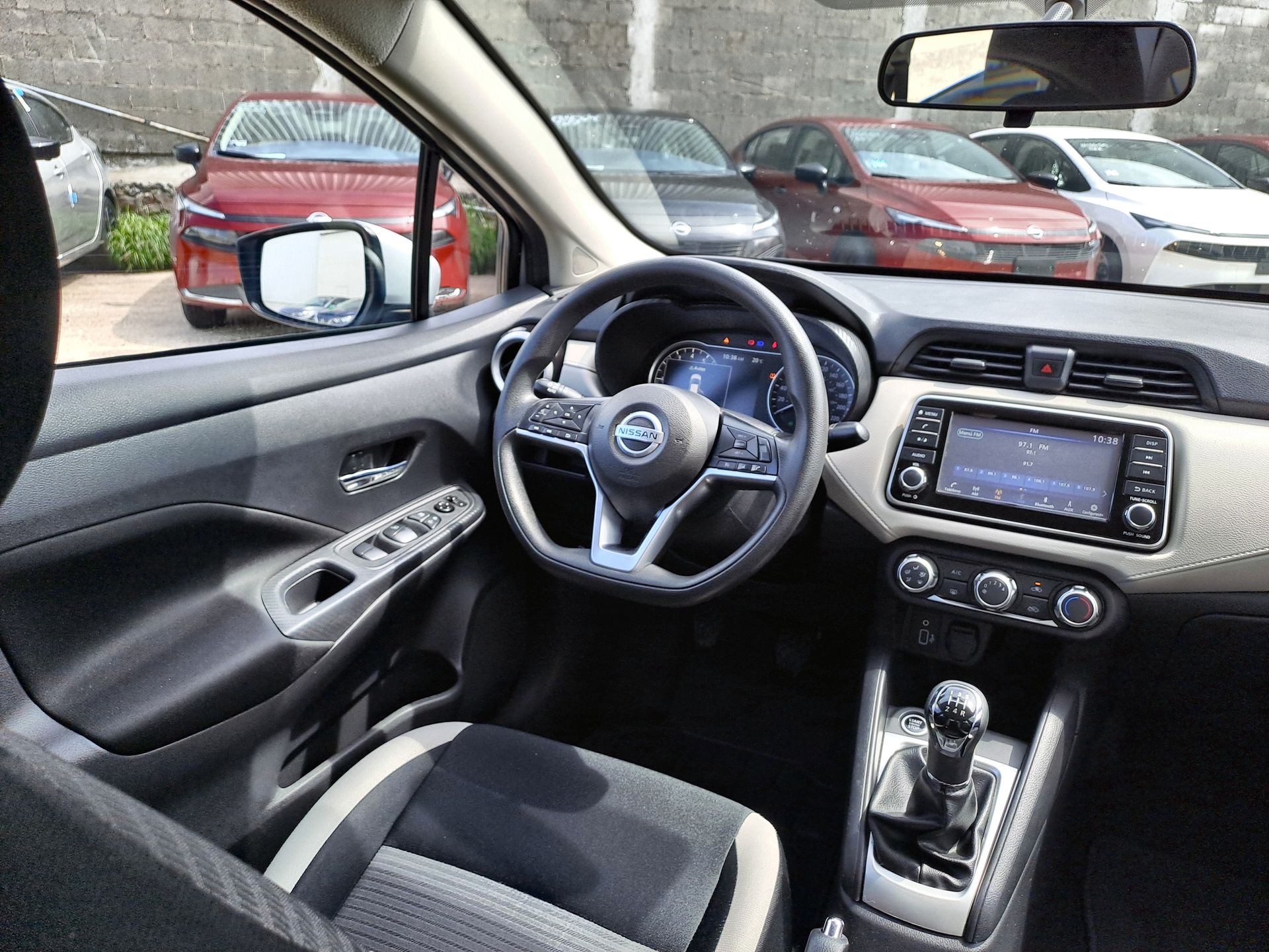 2022 Nissan VERSA ADVANCE MT 22