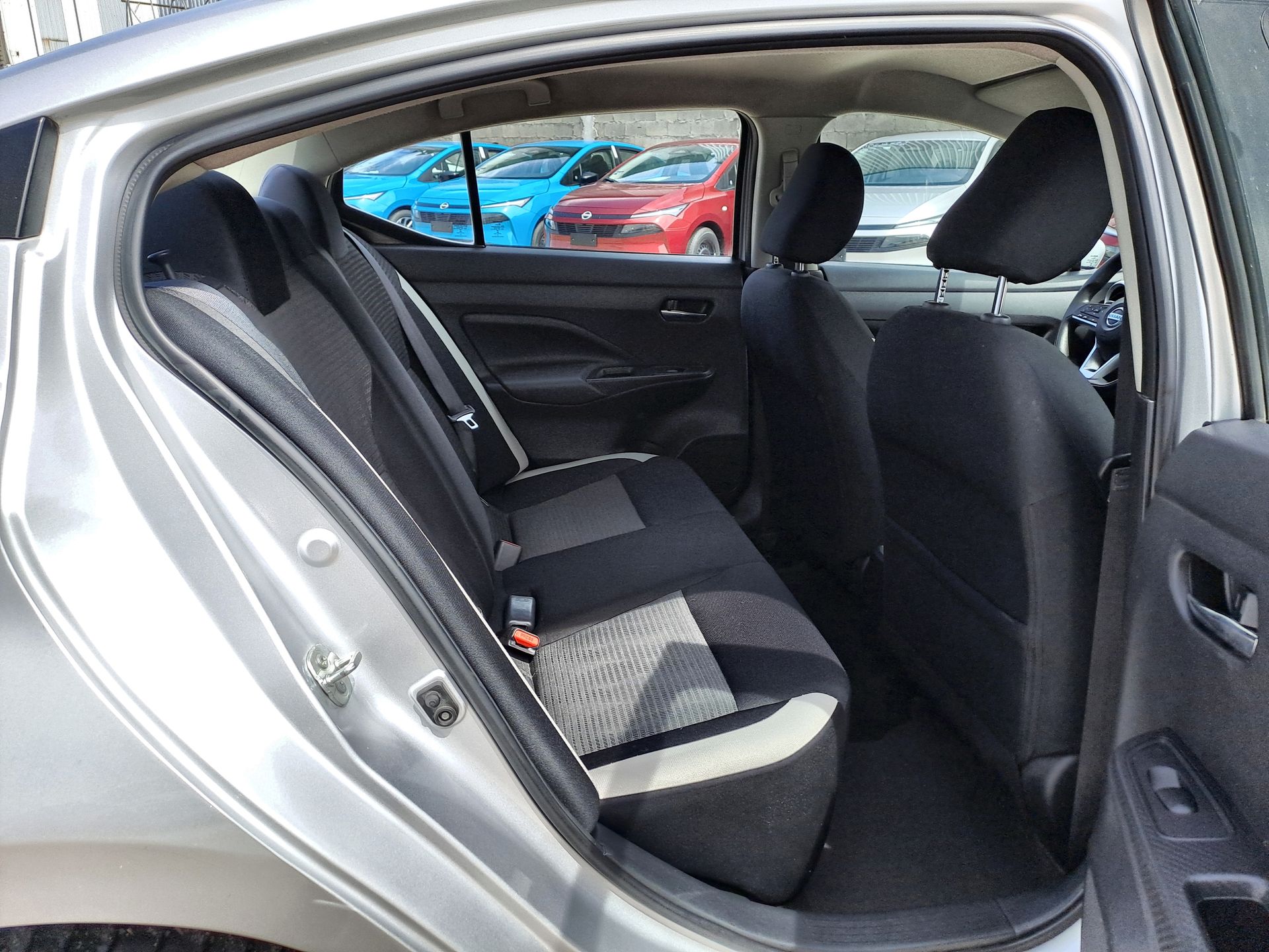 2022 Nissan VERSA ADVANCE MT 22