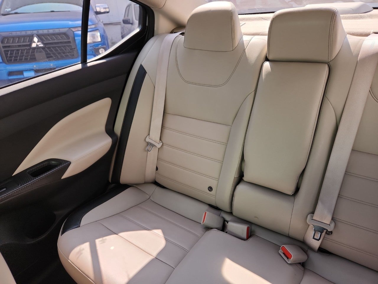 2023 Nissan VERSA EXCLUSIVE CVT 23