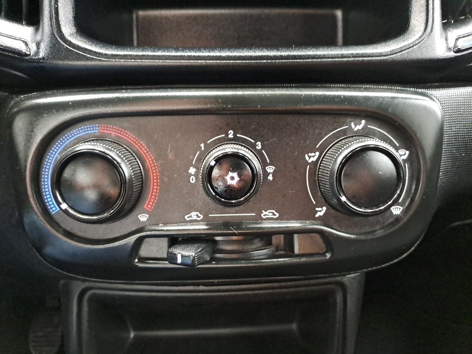 2024 RAM PROMASTER RAPID AA