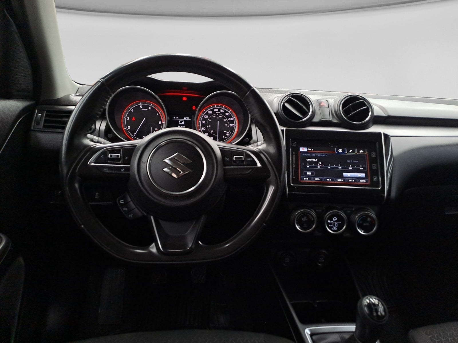 2022 SUZUKI SWIFT GLX 5MT