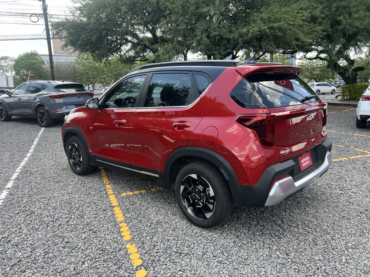 2026 Kia SONET SX IVT