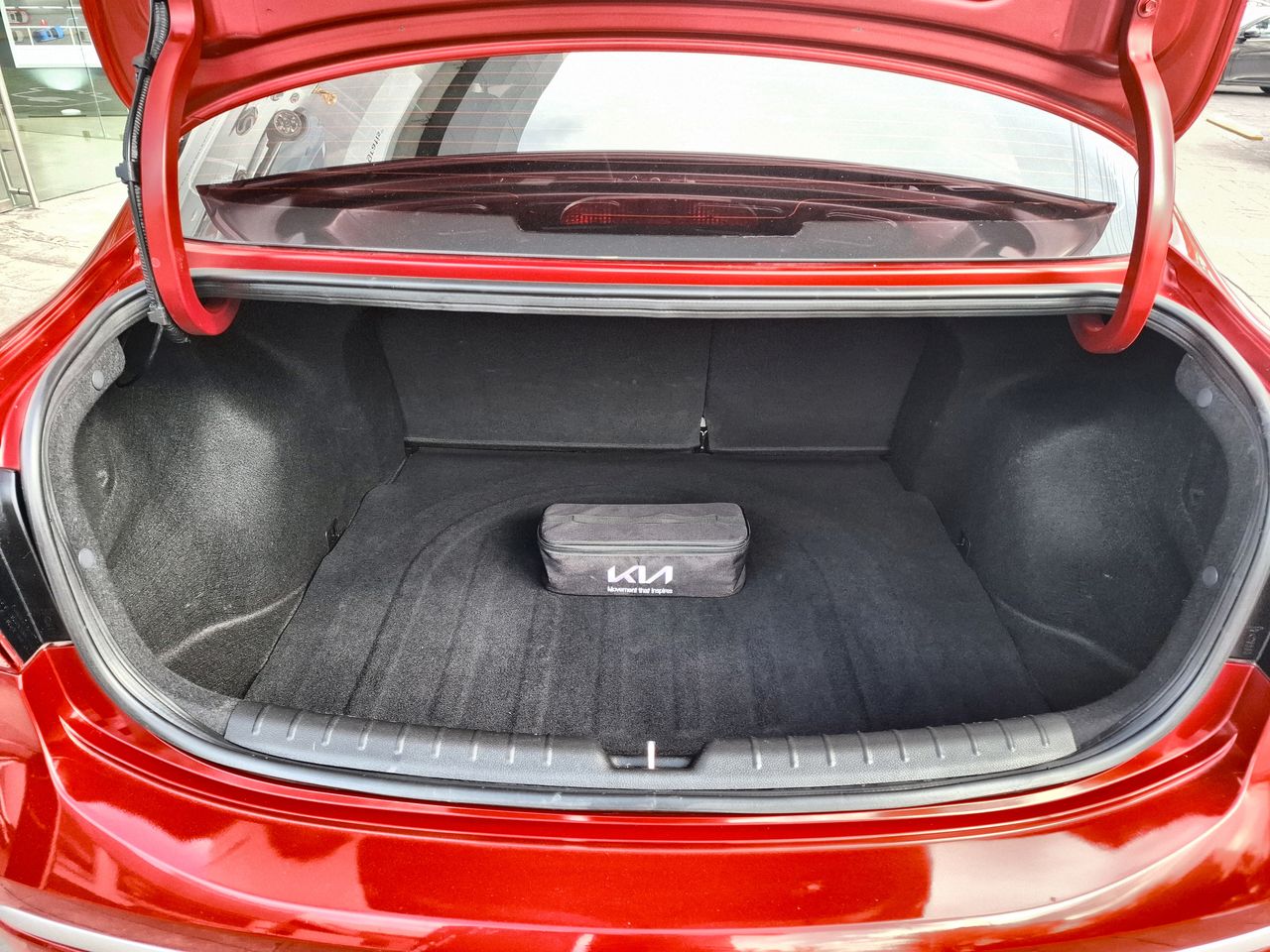 2022 Kia RIO L TA