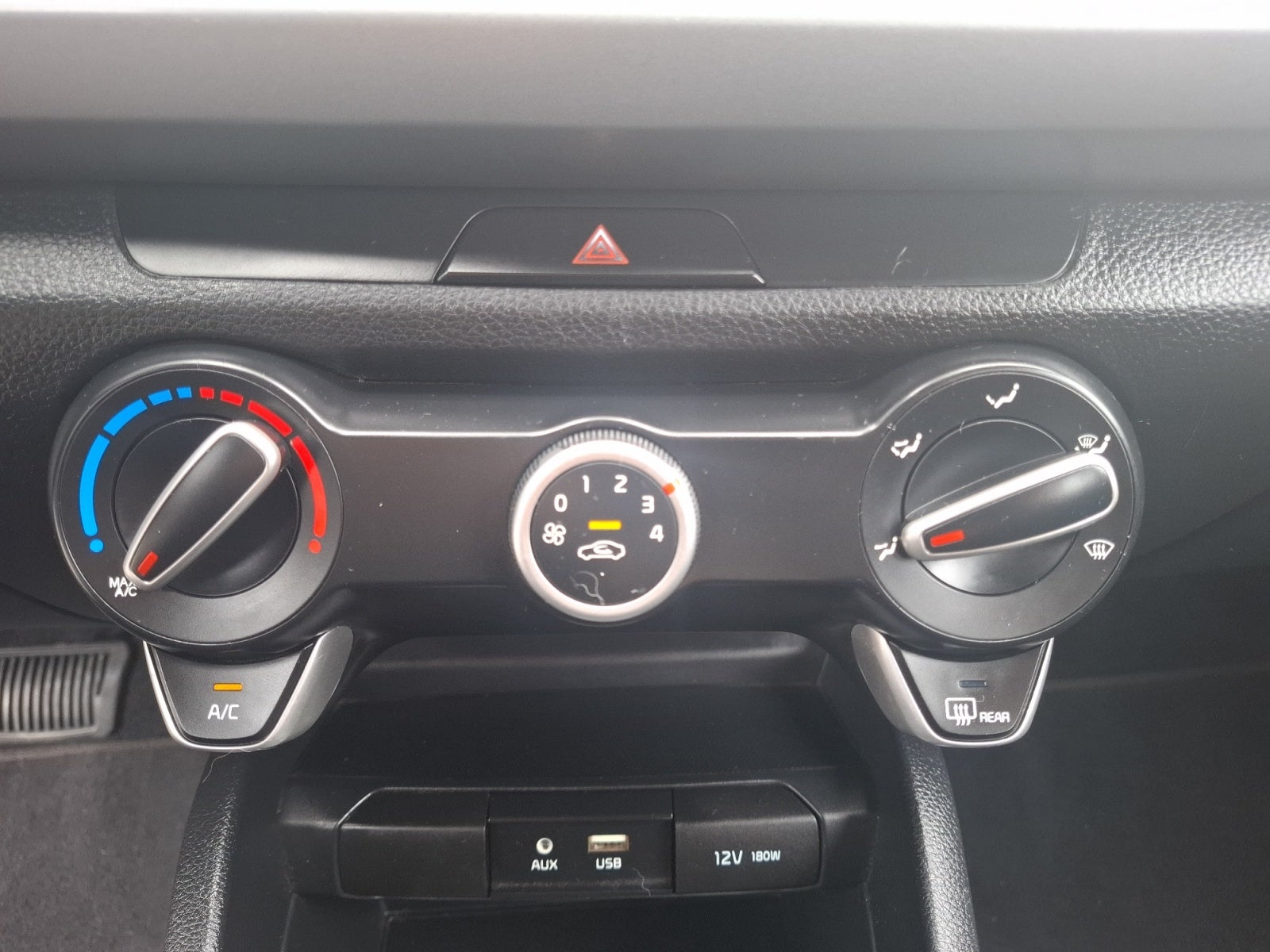 2020 Kia RIO HATCHBACK LX TA