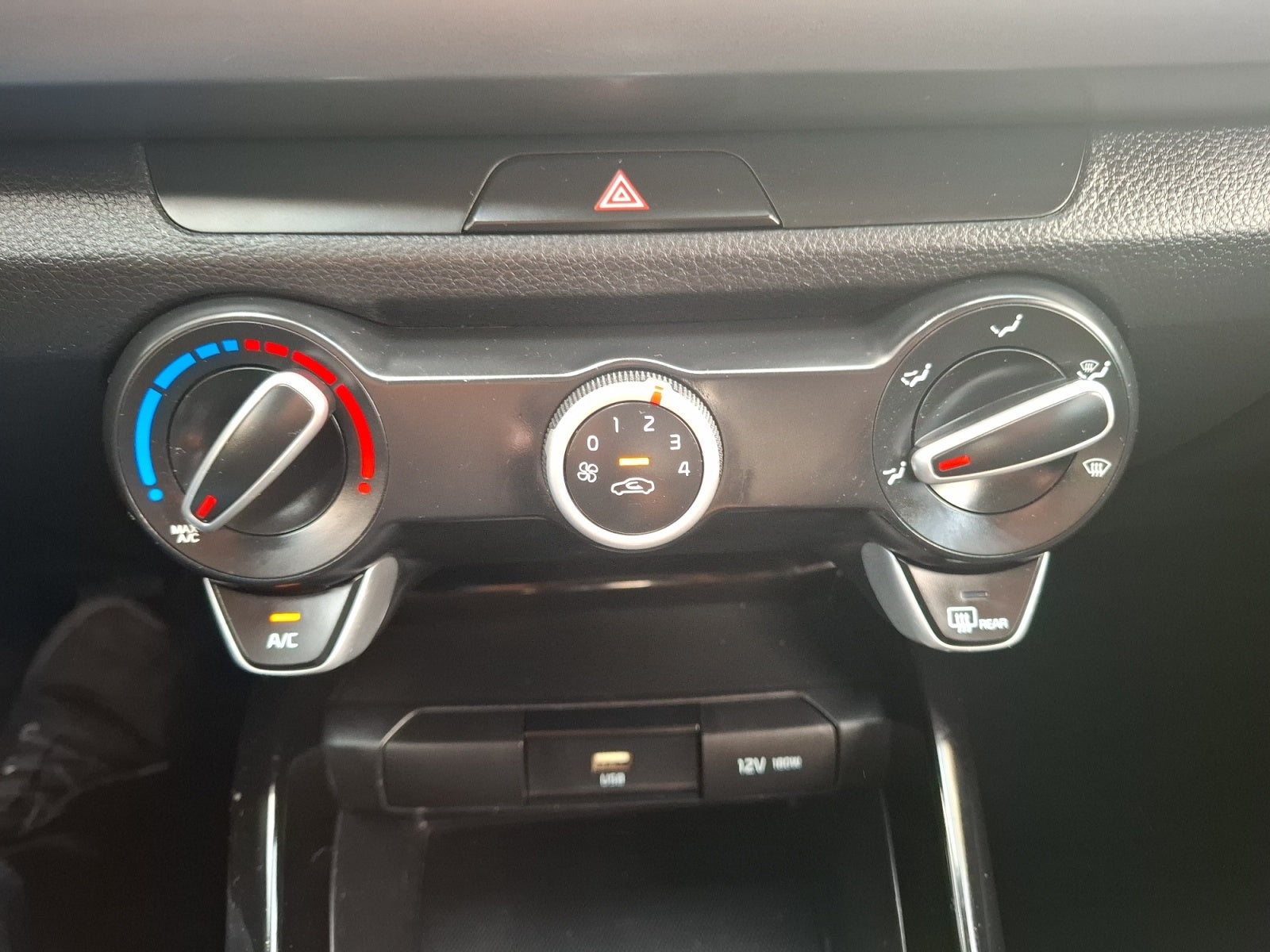 2022 Kia RIO LX TM