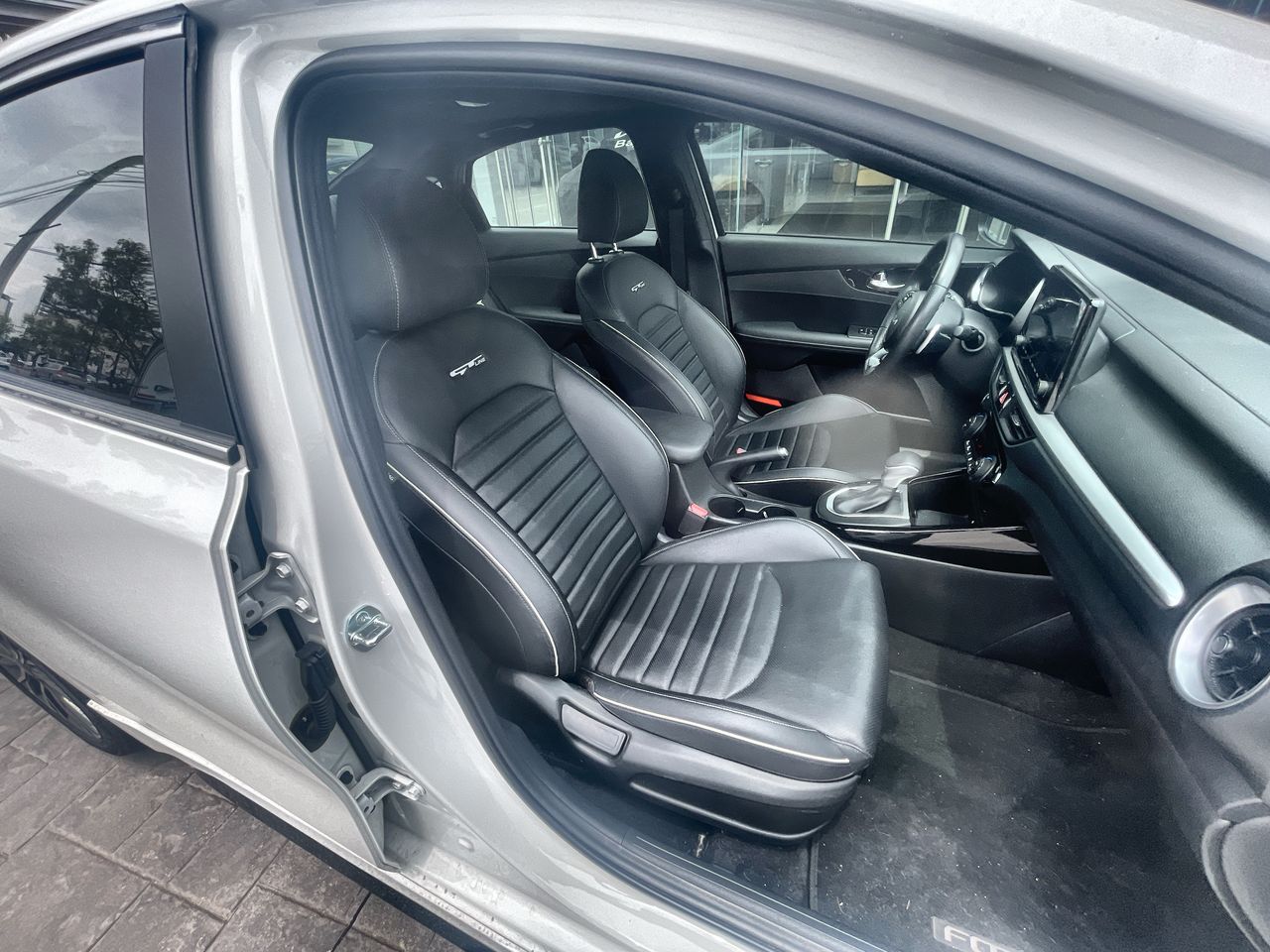 2024 Kia FORTE GT LINE