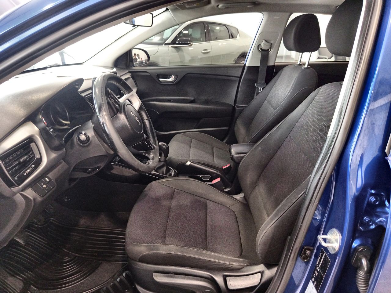 2022 Kia RIO EX TM
