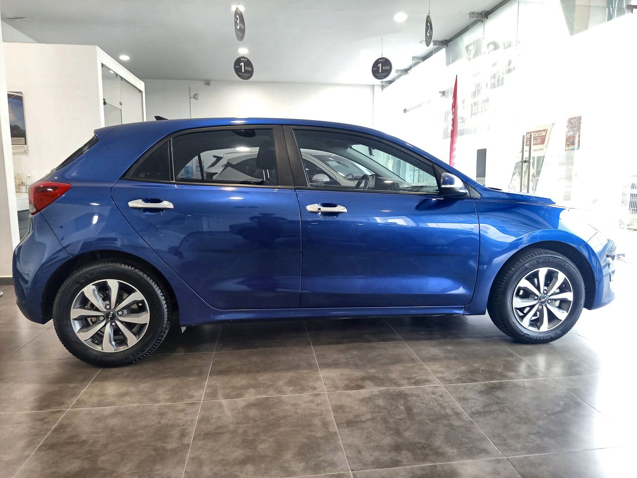 2022 Kia RIO EX TM